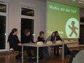 Das Podium bei der Diskussion